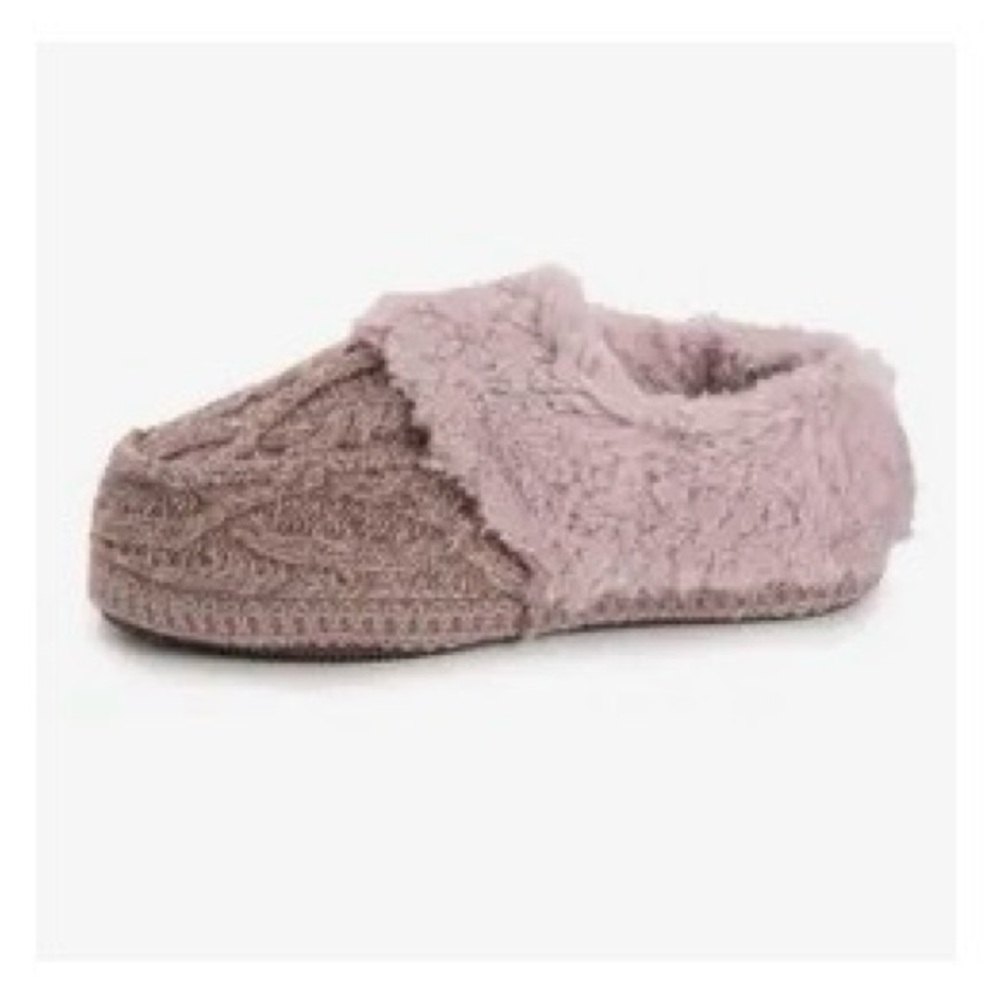 NWT Muk Luks WOMENS Knit Faux-Fur Slippers - Mauve Purple Sz Med 7-8